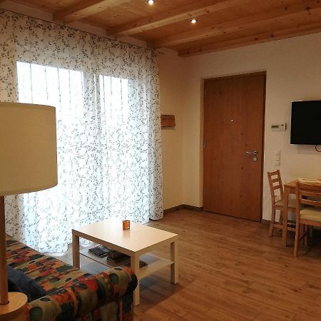 Gisshuebelhof Lägenhet Andrian Exteriör bild