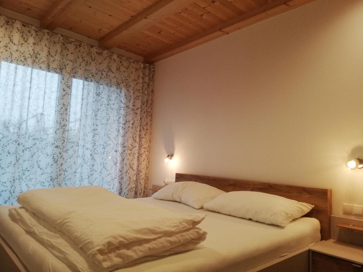 Gisshuebelhof Lägenhet Andrian Exteriör bild