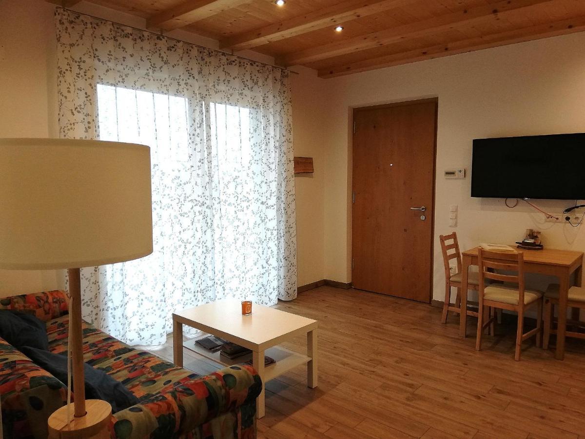 Gisshuebelhof Lägenhet Andrian Exteriör bild