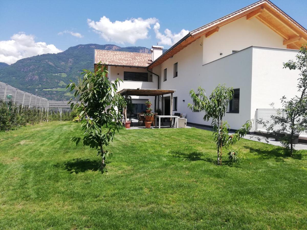 Gisshuebelhof Lägenhet Andrian Exteriör bild